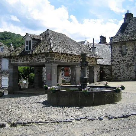 Domaine De La Chaux De Revel