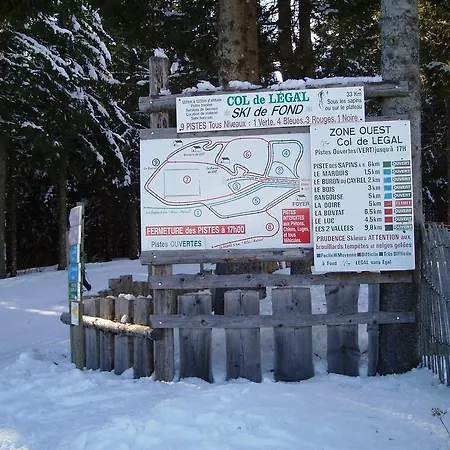 בית כפרי Domaine De La Chaux De Revel
